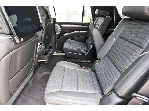 New 2026 Cadillac Escalade Platinum Sport w/ LPO, ONYX Package AWD/4WD image 7