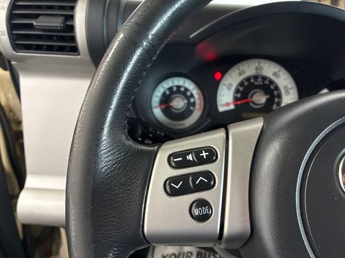 Used 2008 Toyota FJ Cruiser 4WD image 12
