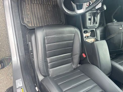 Used 2024 Honda CR-V EX-L image 3