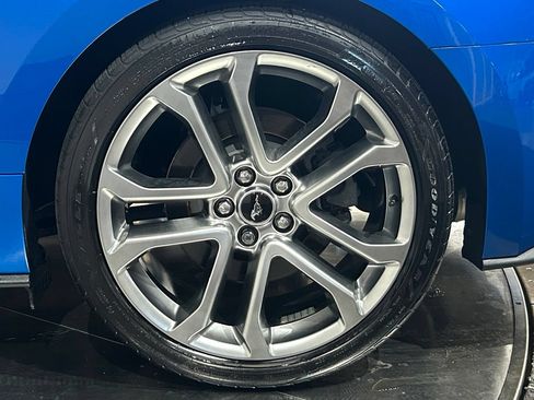 Used 2019 Ford Mustang GT Premium RWD image 36