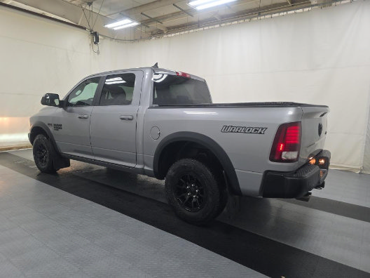 Used 2022 RAM 1500 Warlock AWD/4WD image 3