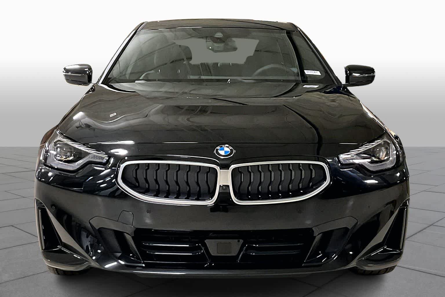 Used 2026 BMW 230i Coupe w/ Premium Package RWD image 3