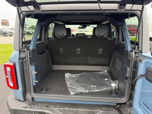 Used 2025 Ford Bronco Outer Banks AWD/4WD image 12