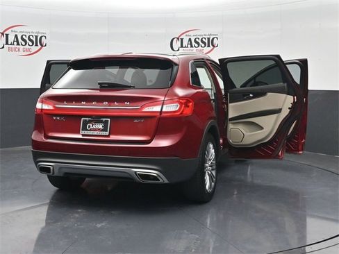 Used 2018 Lincoln MKX Reserve w/ Lincoln MKX Climate Package image 34