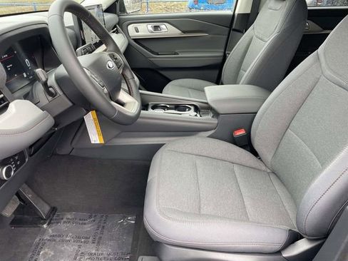 New 2026 Ford Explorer Active image 15