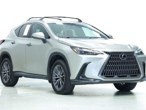 Used 2024 Lexus NX 250 FWD w/ Cold Area Package image 3