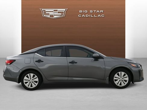 Used 2024 Nissan Sentra S image 6