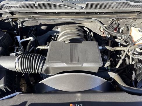 Used 2022 Chevrolet Silverado 3500 LT w/ Convenience Package image 32