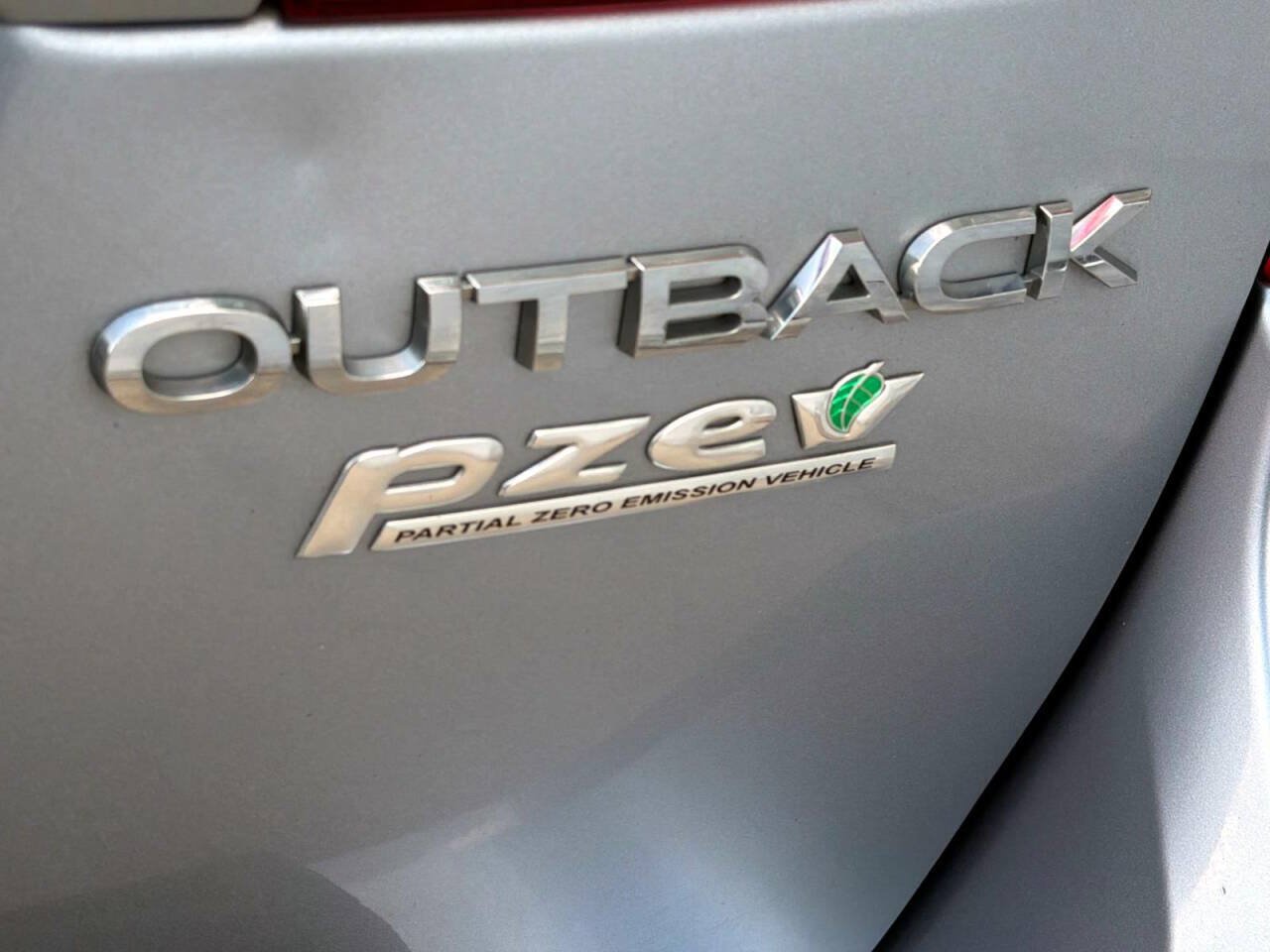 Used 2016 Subaru Outback 2.5i Premium AWD/4WD image 13