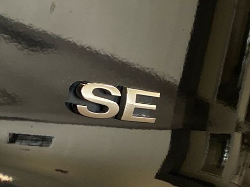 Used 2019 Ford EcoSport SE w/ SE Convenience Package image 7