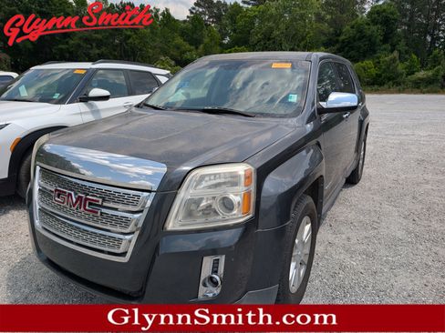 Used 2010 GMC Terrain SLE FWD image 1