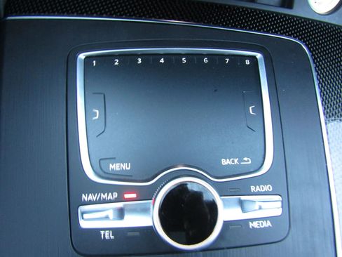 Used 2018 Audi SQ5 Premium Plus w/ S Sport Package image 32