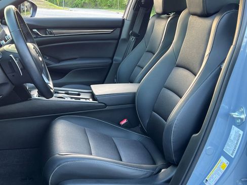 Used 2022 Honda Accord Sport image 7
