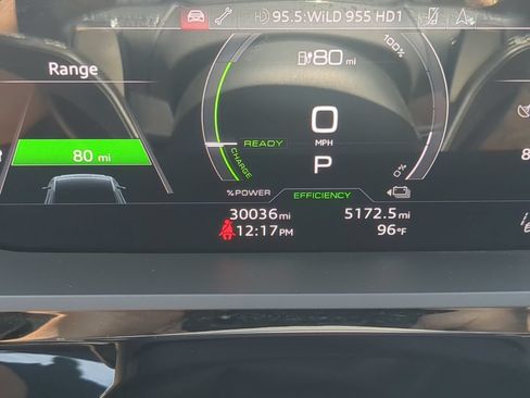 Used 2024 Audi Q8 e-tron Premium Plus w/ Premium Plus Package AWD/4WD image 33