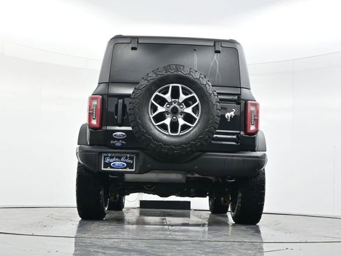 Used 2023 Ford Bronco Badlands image 44