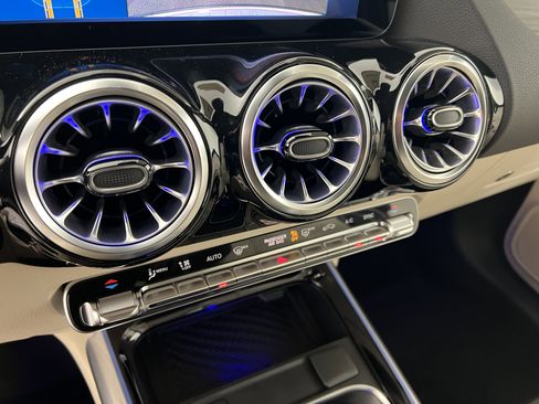 New 2026 Mercedes-Benz GLA 250 4MATIC image 31