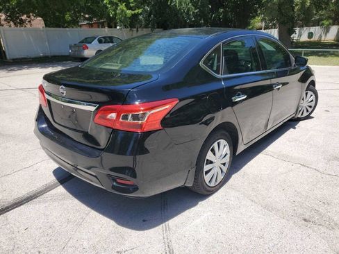 Used 2019 Nissan Sentra S FWD image 5