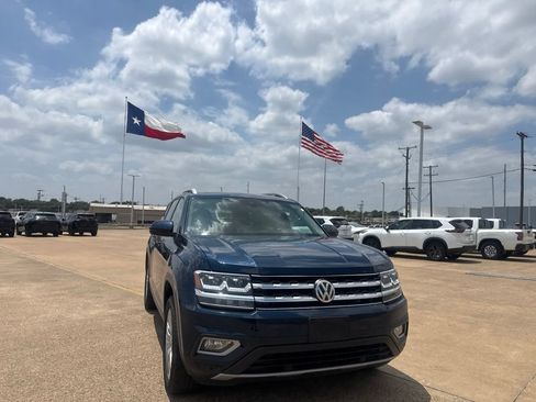 Used 2020 Volkswagen Atlas SEL FWD image 3