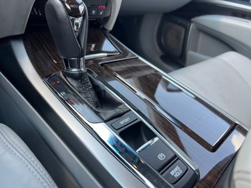 Used 2016 Acura RLX w/ Advance Package FWD image 19