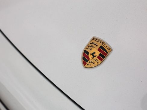 Used 2021 Porsche 911 Targa 4 image 9