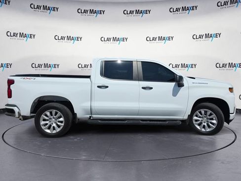 Used 2022 Chevrolet Silverado 1500 Custom AWD/4WD image 6