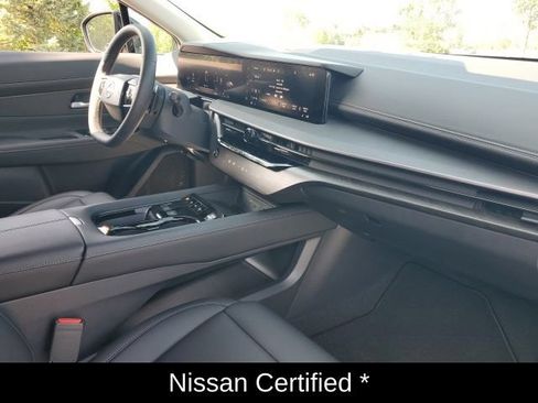 Certified 2025 Nissan Murano SV AWD/4WD image 11