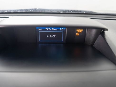 Used 2015 Subaru Forester 2.5i Premium w/ All-Weather Package image 19