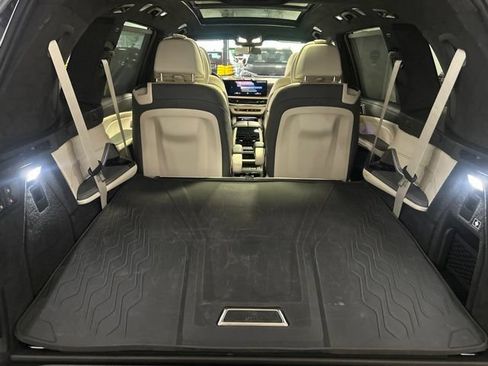 Used 2023 BMW X7 xDrive40i w/ Executive Package AWD/4WD image 26