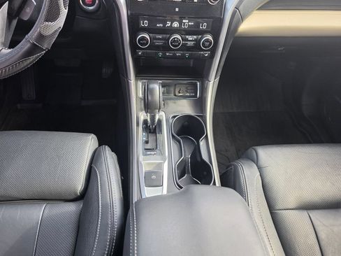 Used 2021 Subaru Ascent Limited w/ Technology Package AWD/4WD image 29