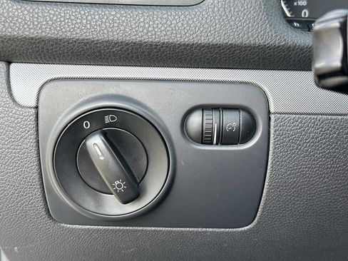 Used 2008 Volkswagen Jetta SEL image 29