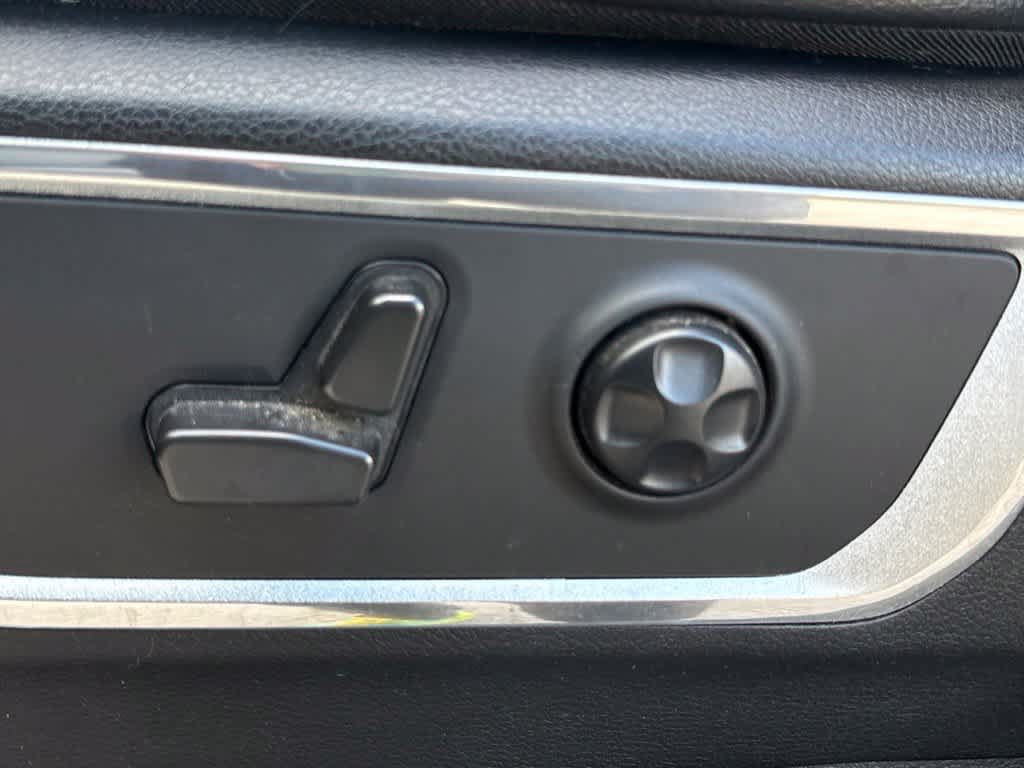 Used 2021 RAM 1500 Laramie AWD/4WD image 14