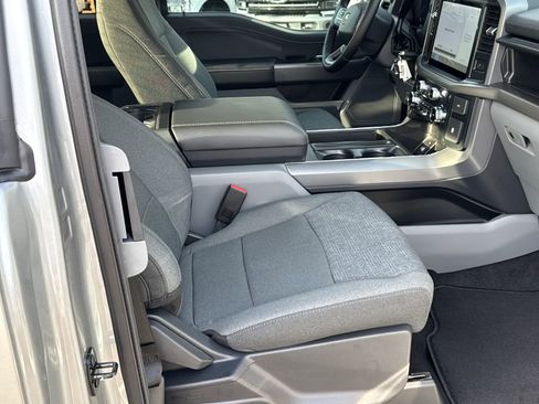 New 2026 Ford F150 XLT w/ XLT Chrome Appearance Package image 13