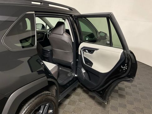 Used 2024 Toyota RAV4 Adventure image 32