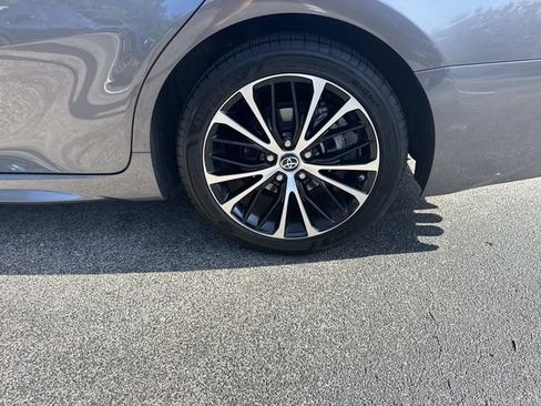 Used 2019 Toyota Camry XSE w/ Driver Assist Package FWD image 11
