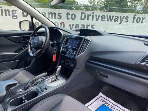Used 2019 Subaru Crosstrek 2.0i Premium w/ Popular Package #3 AWD/4WD image 17