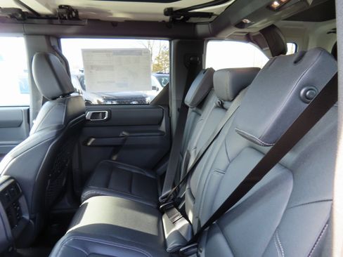 New 2025 Ford Bronco Big Bend image 17