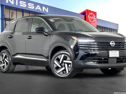 Certified 2025 Nissan Kicks SV