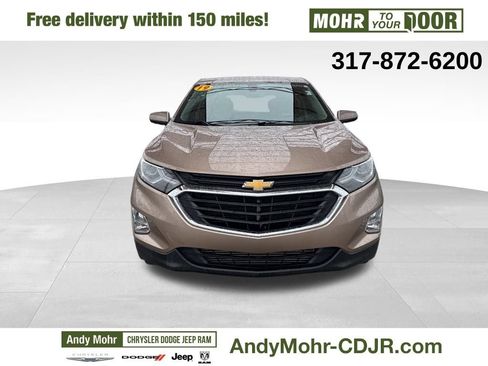 Used 2019 Chevrolet Equinox LT image 2
