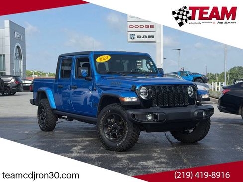 Used 2023 Jeep Gladiator Sport AWD/4WD image 1
