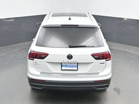 Used 2022 Volkswagen Tiguan SE AWD/4WD image 38