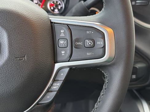 Used 2025 RAM 2500 Big Horn image 27