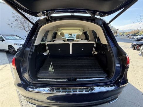 Used 2022 Mercedes-Benz GLS 450 4MATIC w/ AMG Line Exterior image 10