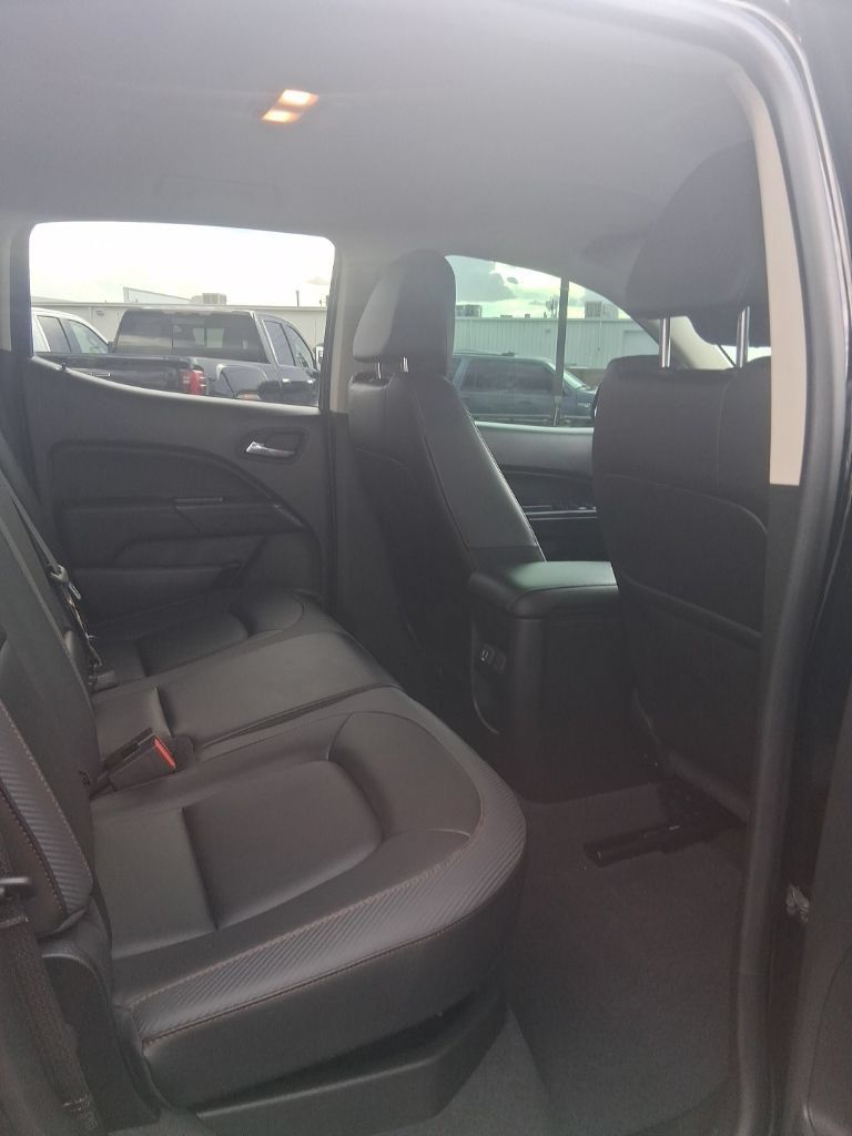 Used 2022 GMC Canyon AT4 w/ Trailering Package AWD/4WD image 13