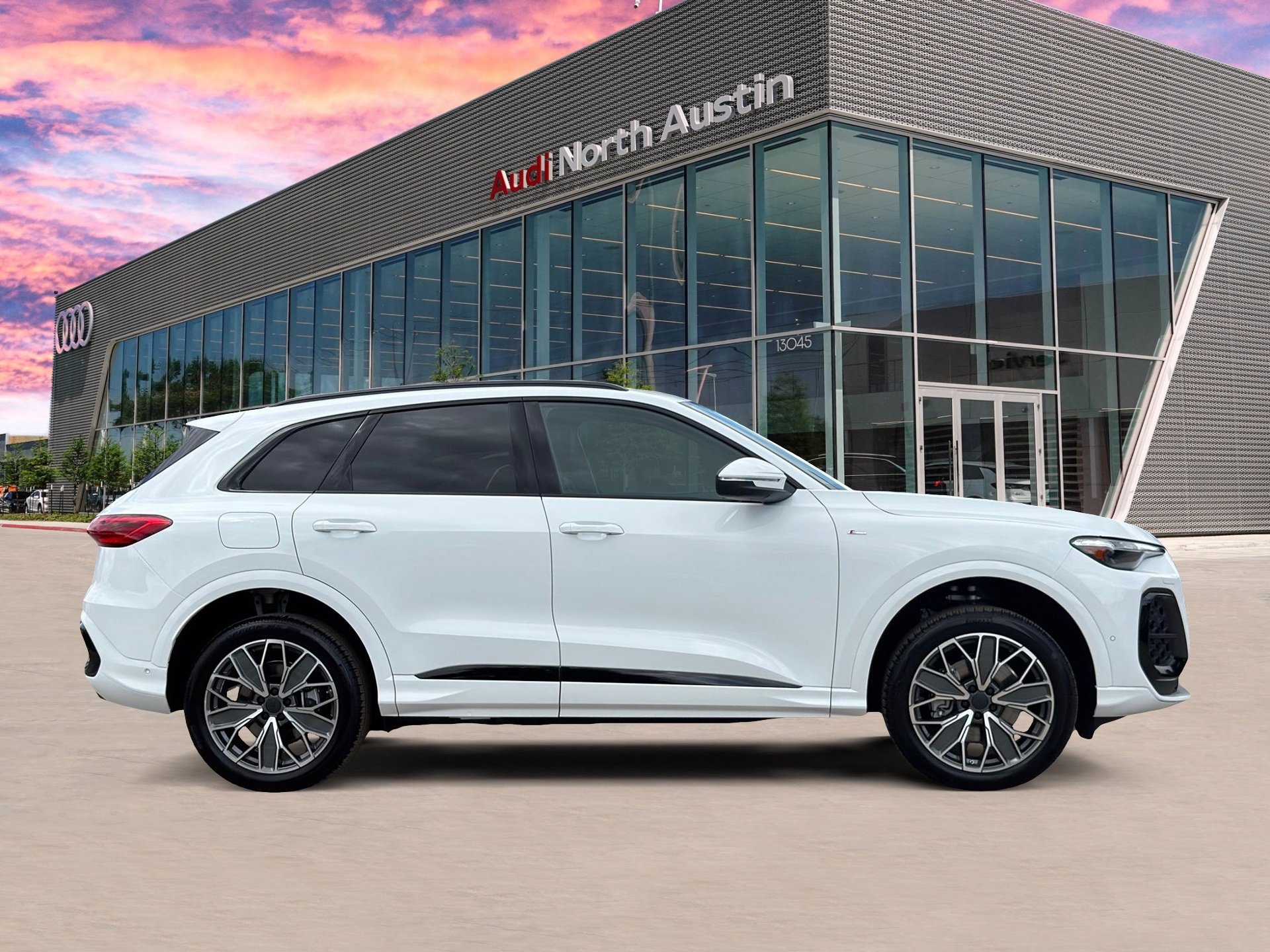 New 2026 Audi Q5 Premium Plus AWD/4WD image 8