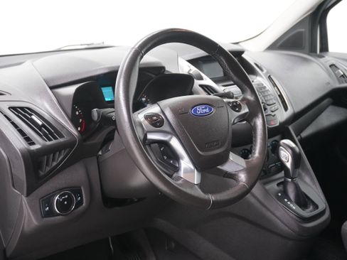 Used 2017 Ford Transit Connect XL image 8