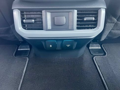 Used 2024 Ford F150 Lariat w/ Bed Utility Package AWD/4WD image 24