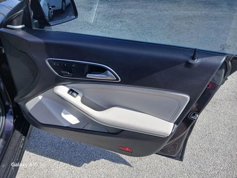 Used 2014 Mercedes-Benz CLA 250 image 14