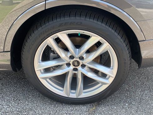 New 2025 Audi Q7 3.0T Premium Plus image 16