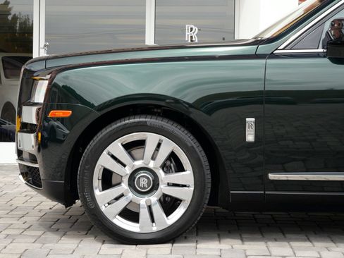 Used 2019 Rolls-Royce Cullinan AWD/4WD image 12