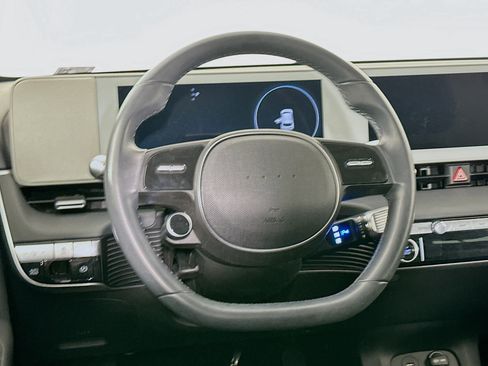 Used 2024 Hyundai Ioniq 5 SE RWD image 18
